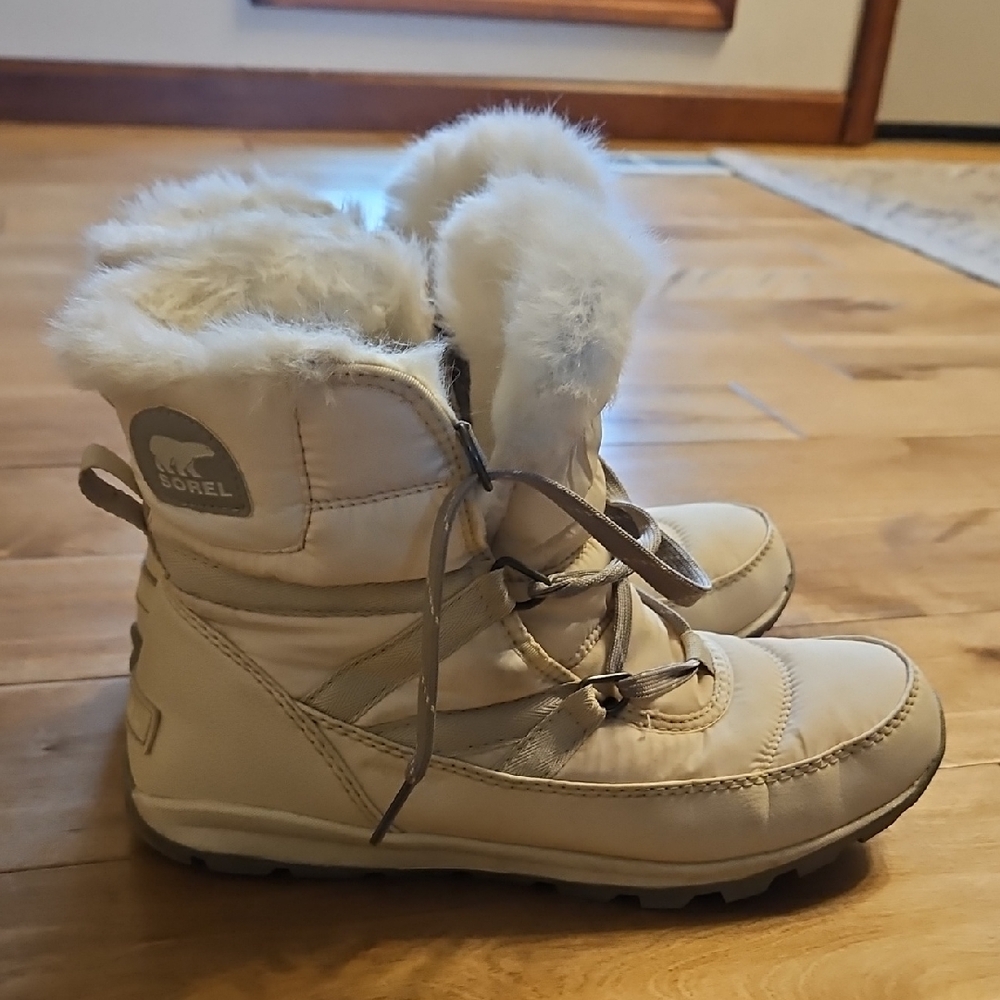 Sorel Kids' Cream Winter Boots with Fur Trim
